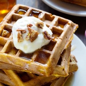 简单、自制的美味南瓜华夫饼干!#华夫饼# pumpkinwaffles # # iambaker早餐